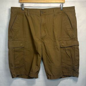 Levi’s Strauss & co Two Horse Brand Brown Cargo Shorts size 40 100% Cotton